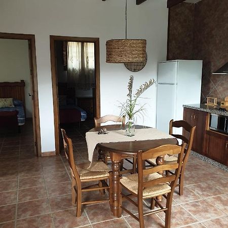 Los Baños de Vilo Apartamentos Vilo, Axarquia Rural מראה חיצוני תמונה